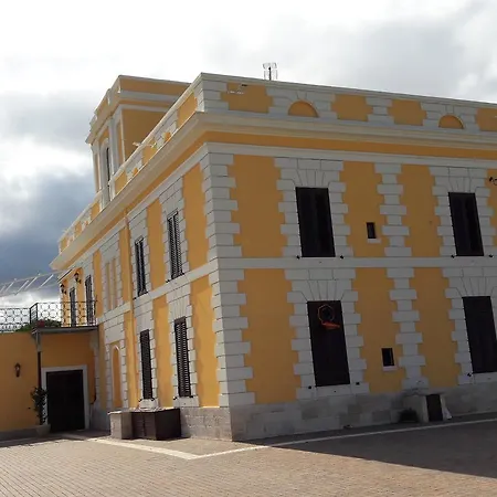 לינה וארוחת בוקר Casina Mangialagane *