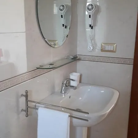Casina Mangialagane לינה וארוחת בוקר *