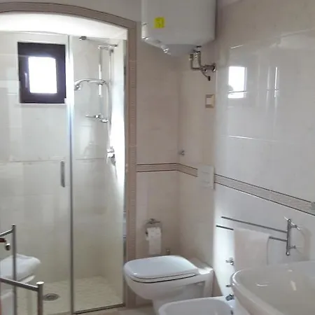 Casina Mangialagane לינה וארוחת בוקר ביצ'לייה